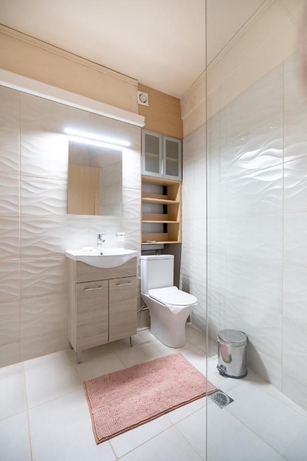 Monastiraki Metro Station Studio For 4 Persons Athens Exterior photo